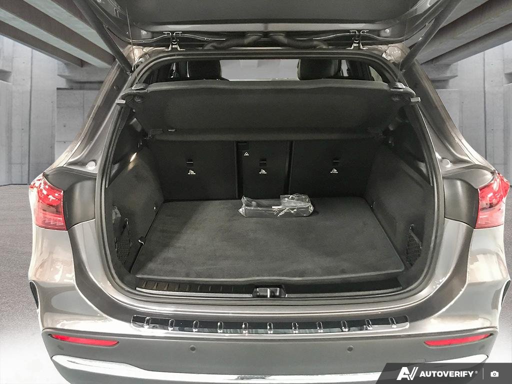 2025 Mercedes-Benz GLA 250 2601155A | GLA 250, Beautiful vehicle gray Edmonton - photo #11