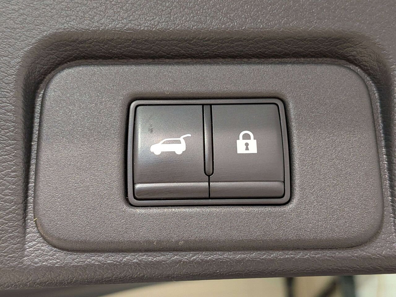 2024 Nissan Rogue AWD SV Moonroof Grey Val-David - photo #9