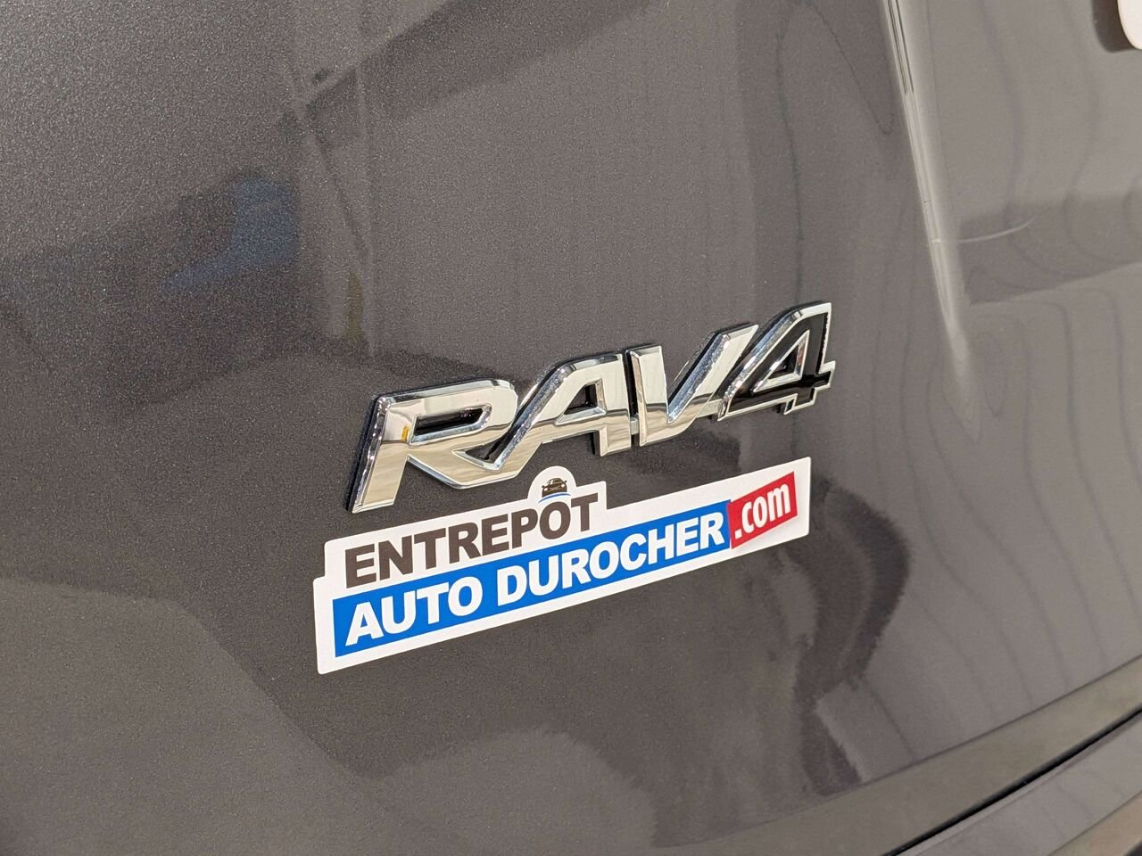 2018 Toyota RAV4 FWD LE Grey Val-David - photo #33