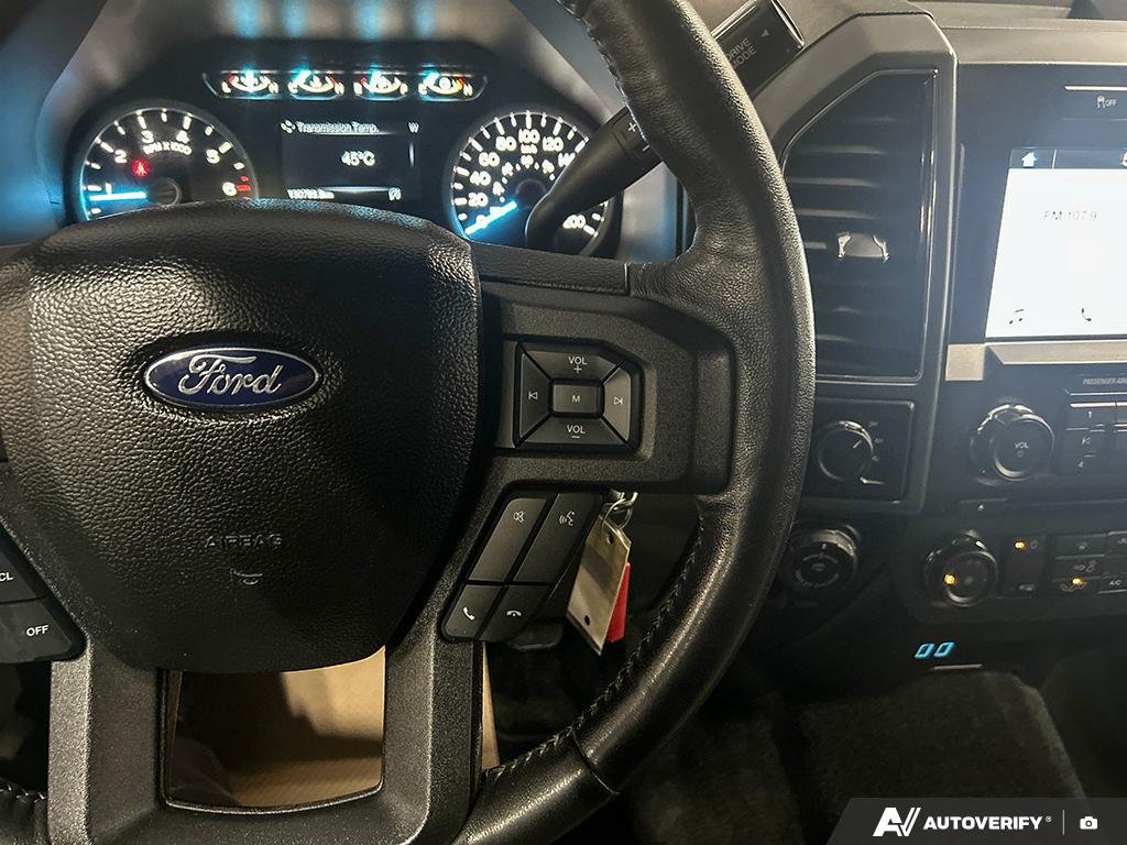 2018 Ford F-150 2602152C | XLT 4WD SuperCrew 5.5' Box White Edmonton - photo #15