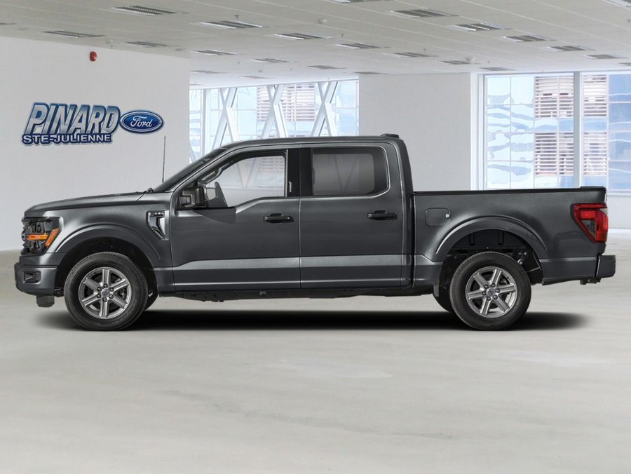 Ford F-150 XLT 2026 Gris carbonisé métallisé