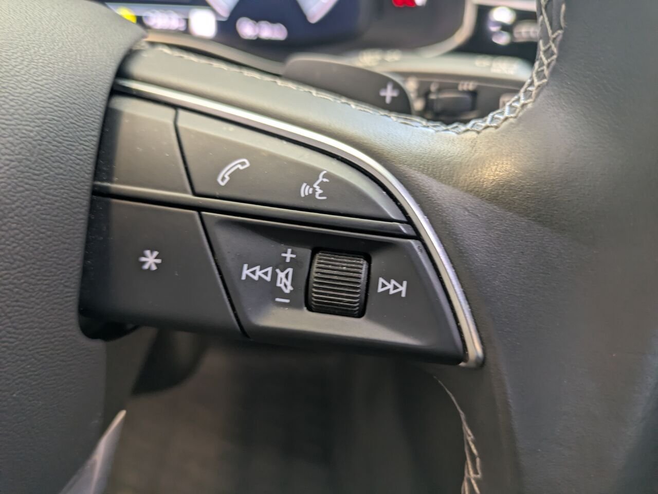 2021 Audi Q8 Blue Gatineau - photo #7