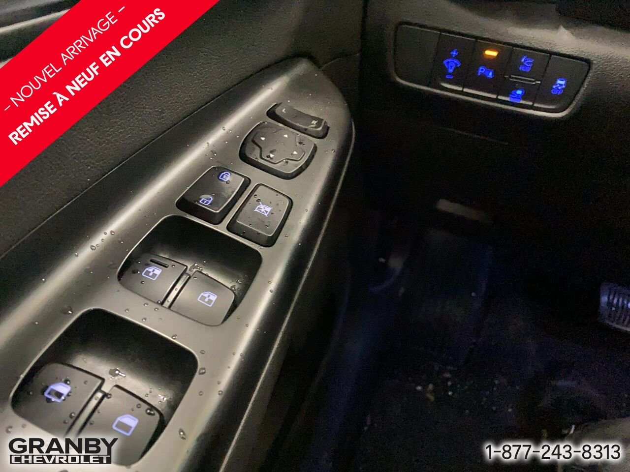Hyundai Kona électrique Ultimate TA | 27-0277A 2023 Blanc Granby - photo #12