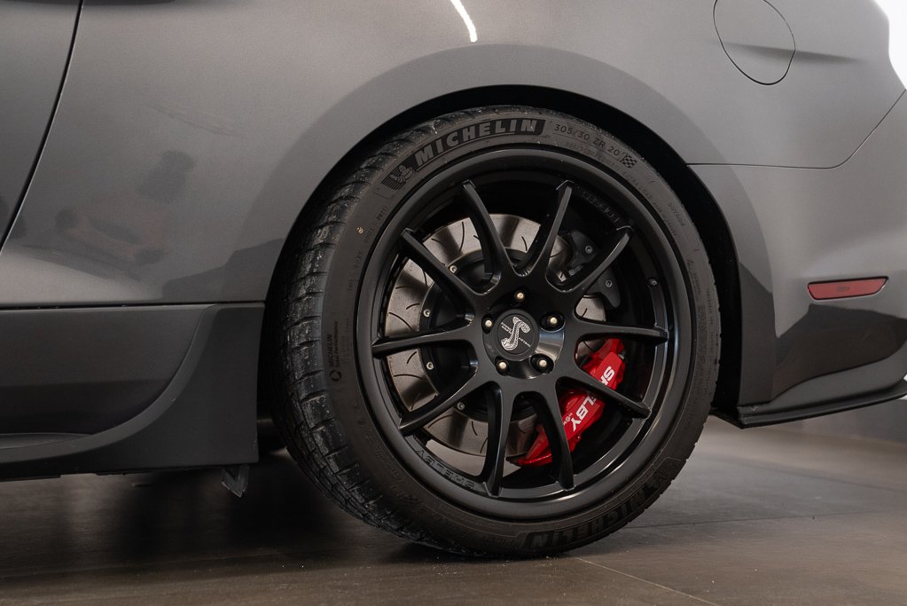 Ford Mustang GT * SUPER SNAKE * 2021 Gris Kirkland - photo #8