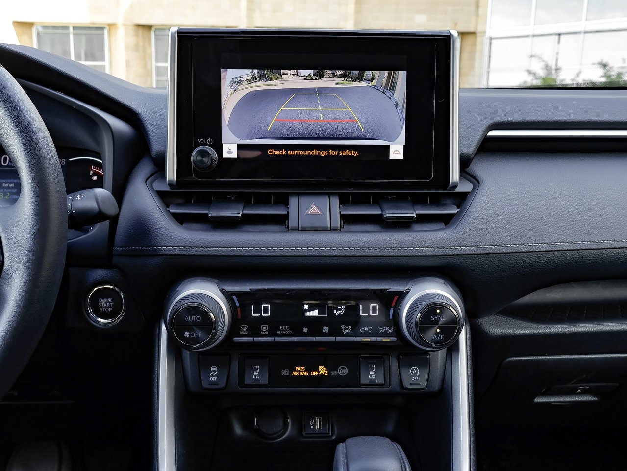 2024 Toyota RAV4 XLE AWD White Sherwood Park - photo #25