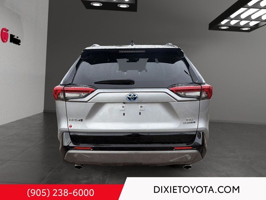 2021 Toyota RAV4 Hybrid XSE AWD Silver