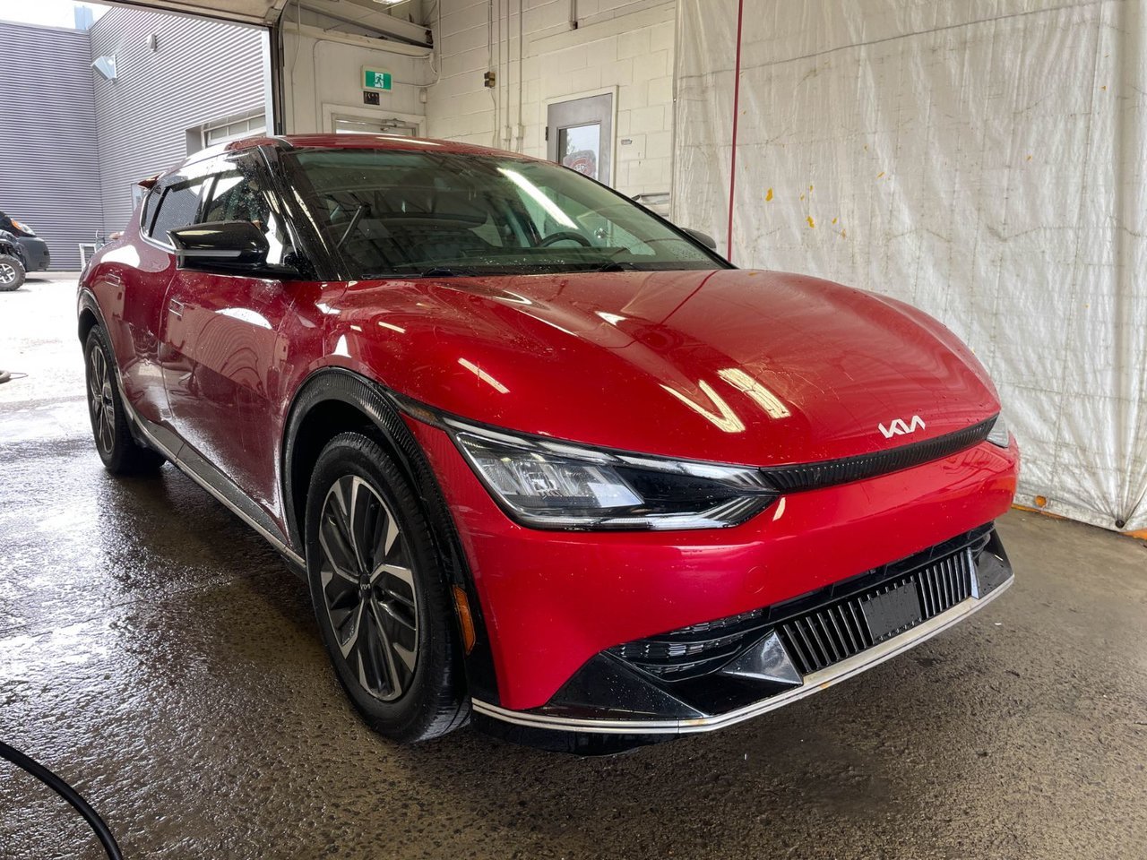 Kia EV6 GT-LINE AWD *LONG RANGE* NAV SIÈGES / VOLANT CHAUF 2022 Rouge Saint-Jérôme - photo #9