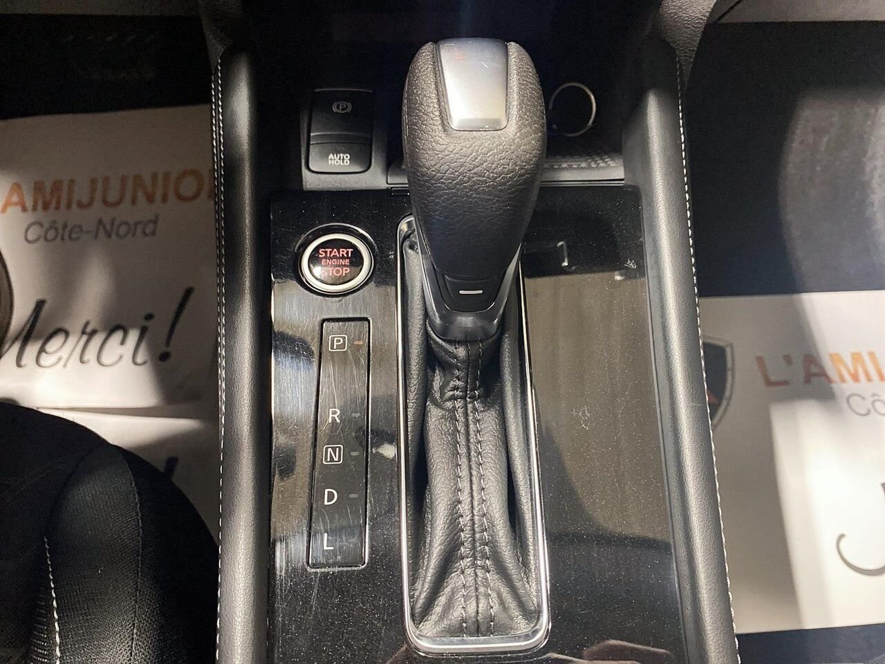 2021 Nissan Kicks SV White Baie-Comeau - photo #15