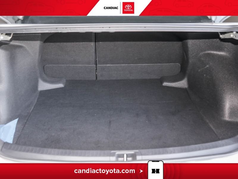 Toyota Corolla 2023 Argent Blainville - photo #33