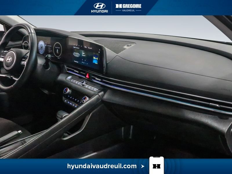 Hyundai Elantra 2025 Blanc Laval - photo #32