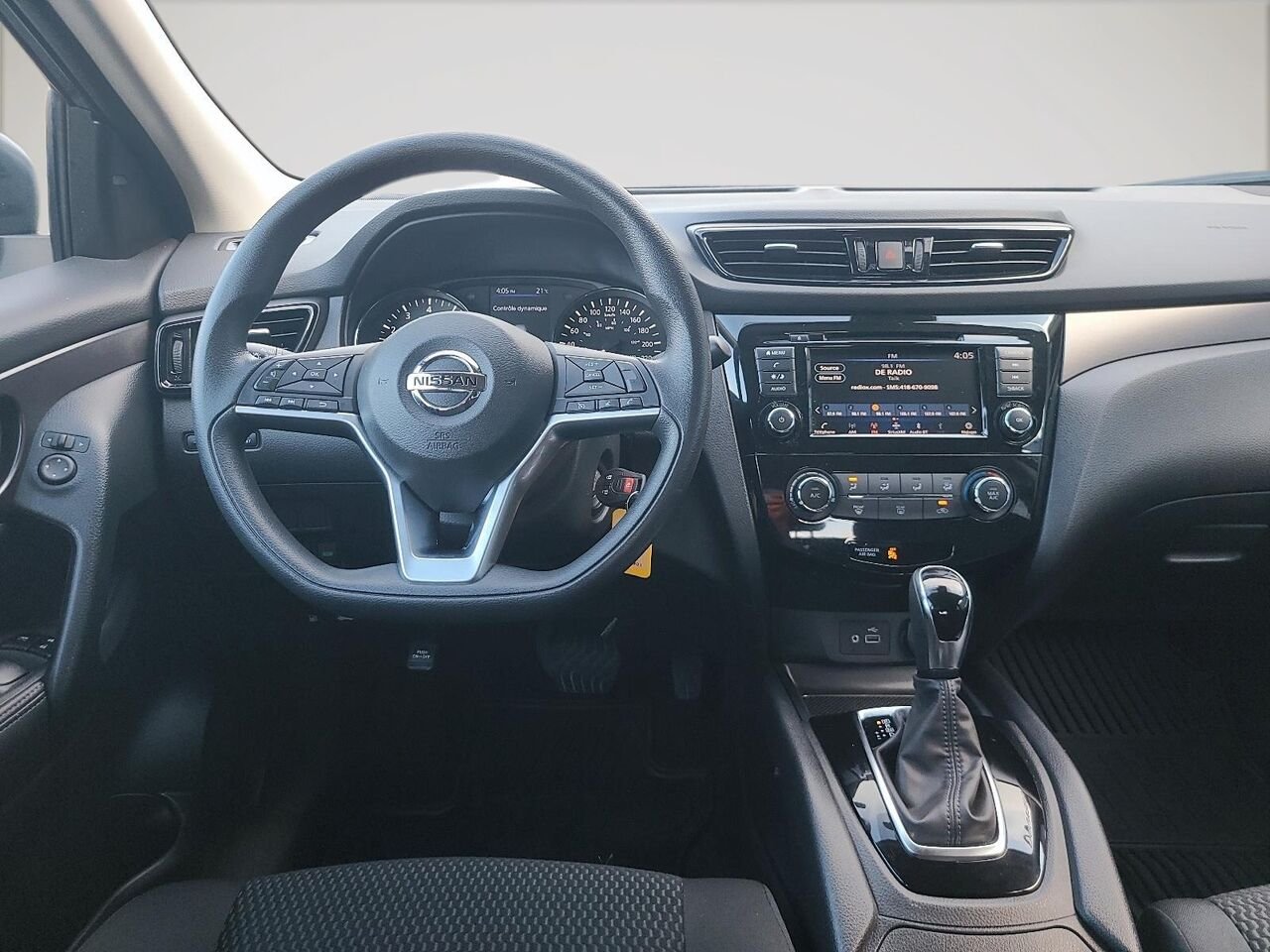 Nissan Qashqai S 2023 Gris Québec - photo #16