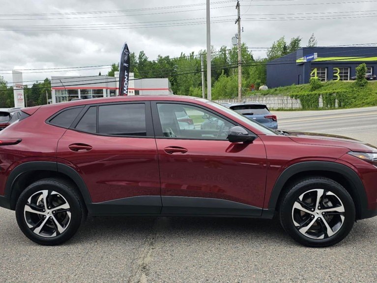 2024 CHEVROLET TRAX RS FWD Red