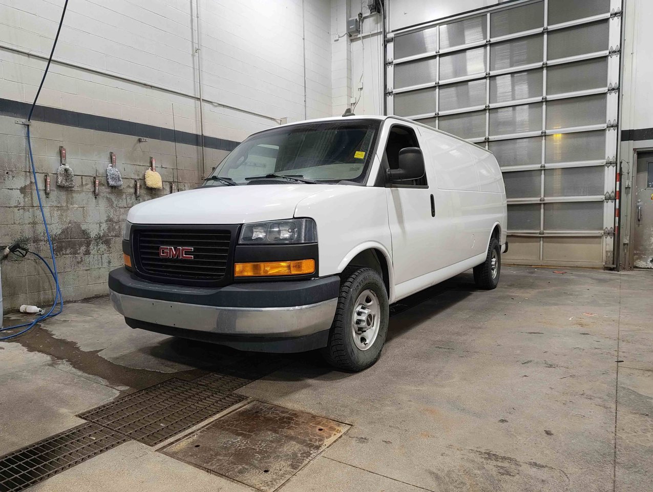 2021 GMC Savana Cargo Van RWD 2500 155 White Sherwood Park - photo #3