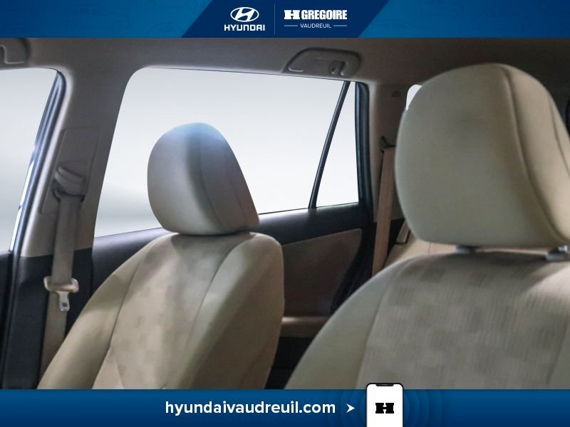 Toyota Rav 4 2011 Beige Blainville - photo #13