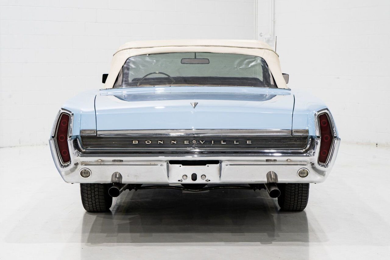 Pontiac Bonneville **PRICE IN USD** 1964 Bleu Montréal - photo #47