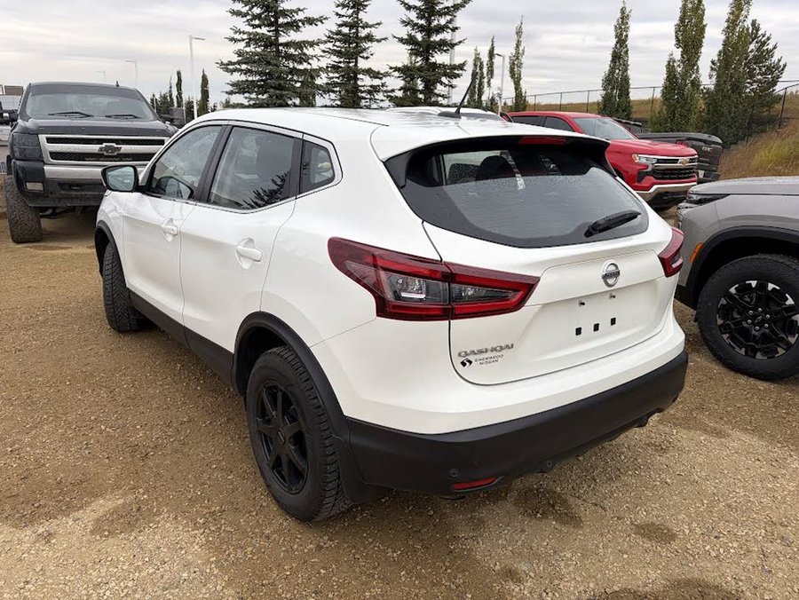 2021 Nissan Qashqai S FWD 2.0L | Heated Seats White