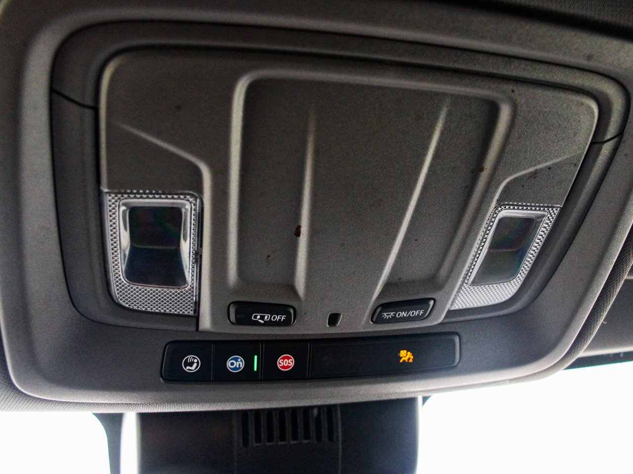 2025 Chevrolet Silverado 1500 4WD Crew Cab 147 Custom Black Sherwood Park - photo #24