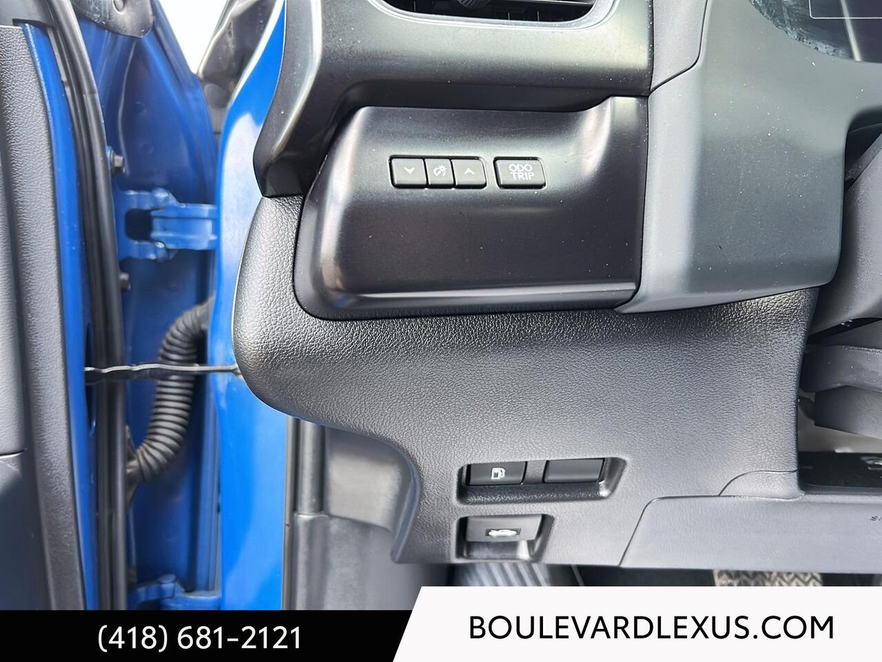 Lexus UX 19982A | UX 250h CVT 2024 Bleu Québec - photo #12