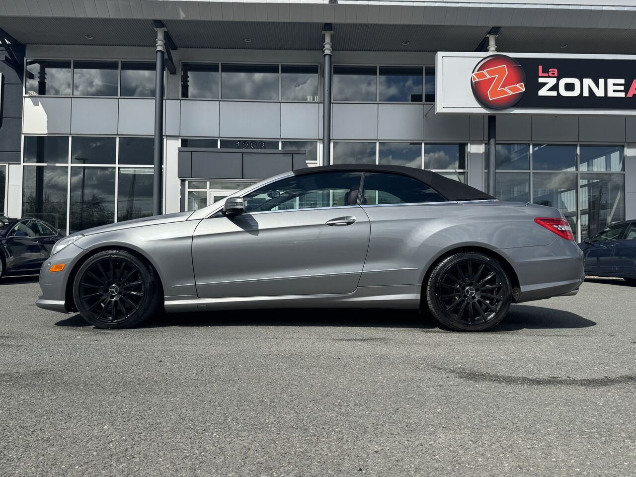 2011 Mercedes-Benz Classe-E Grey Granby - photo #17