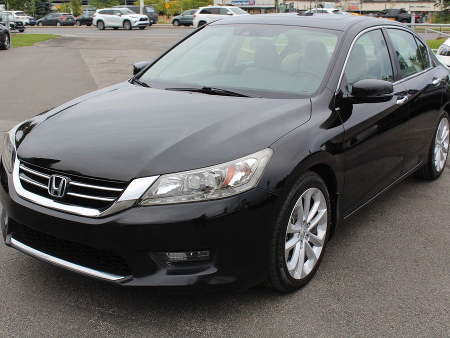 Honda Berline Accord Touring Toit ouvrant Navigation Camera Cuir Mags 2015 Noir