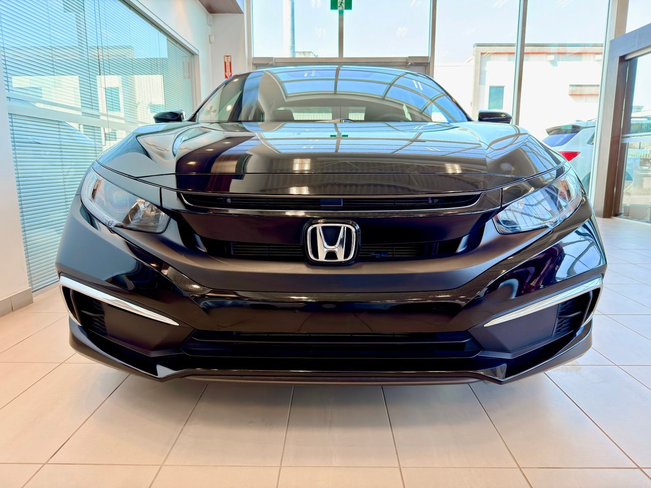 2019 Honda Civic Sedan Black Notre-Dame-des-Prairies - photo #5