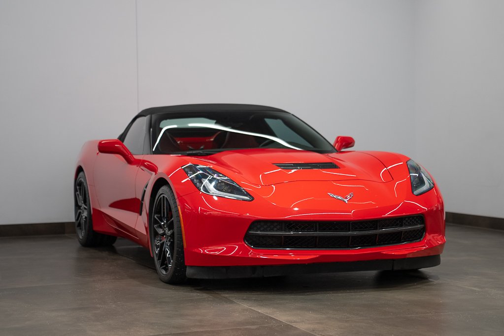 2018 Chevrolet Corvette 2dr Stingray Conv w/1LT Red Kirkland - photo #5