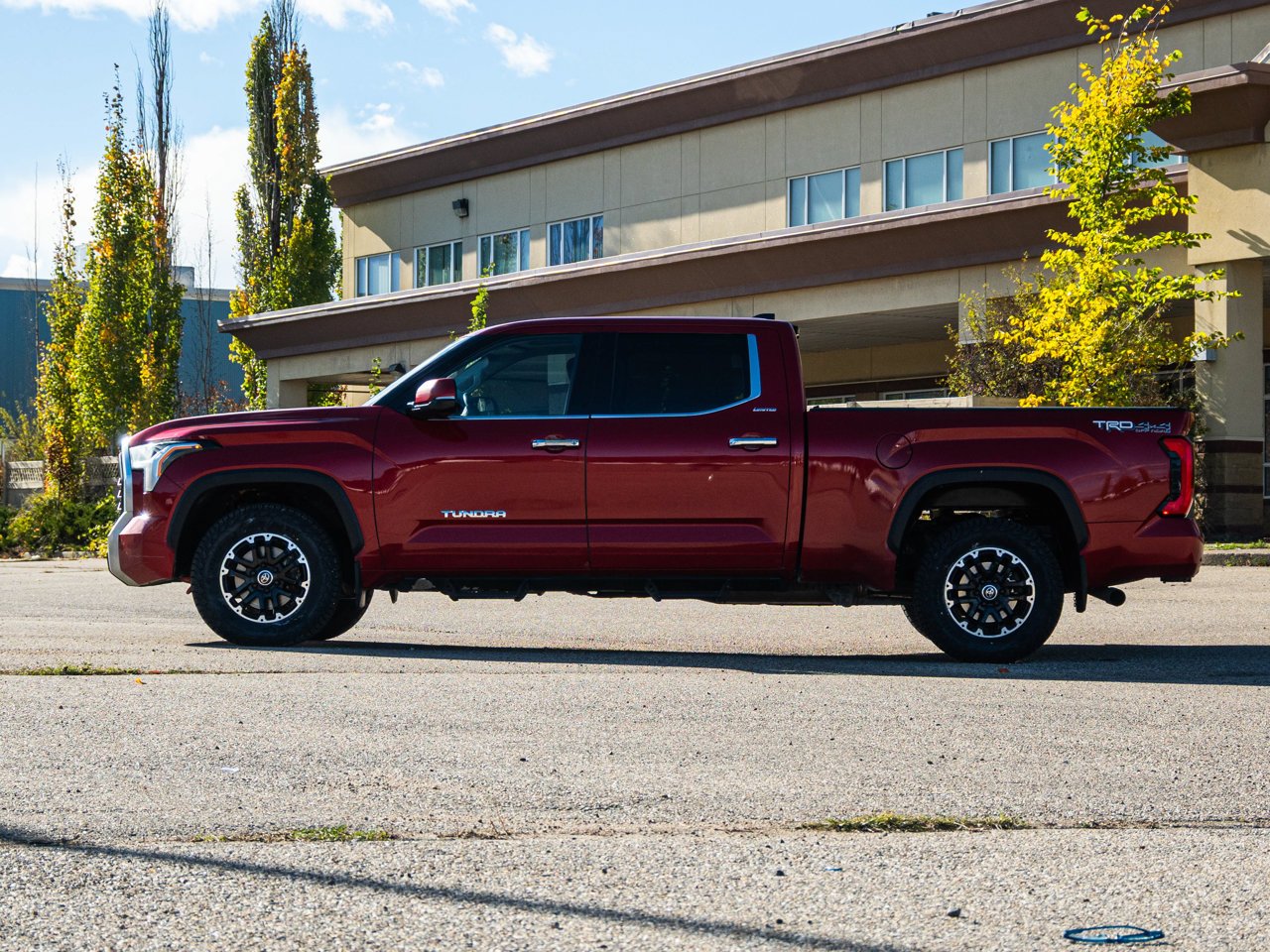 2022 Toyota Tundra 4x4 Crewmax Limited Long Bed Red Sherwood Park - photo #10