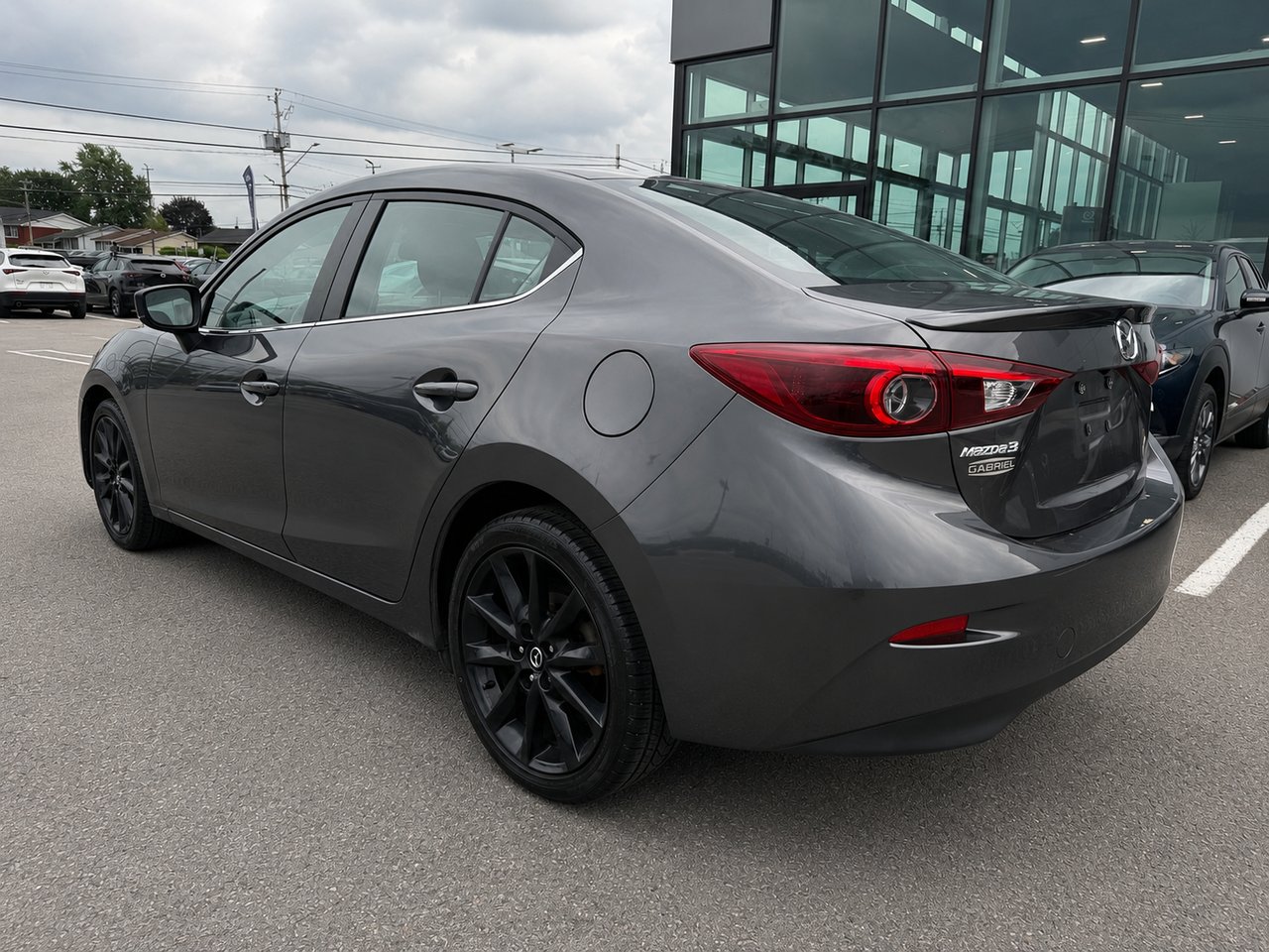 2018 Mazda Mazda3 Silver Châteauguay - photo #5