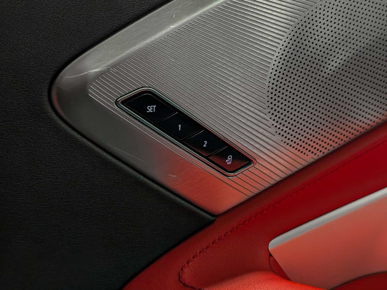 2023 CHEVROLET CORVETTE STINGRAY CABRIOLET 2LT White Sherbrooke - photo #19