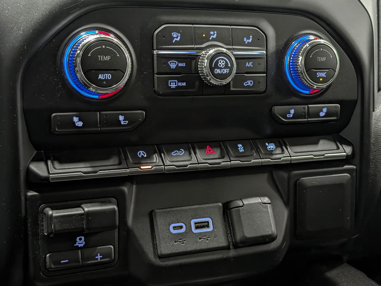 GMC Sierra 1500 4WD Crew Cab elevation Moteur 5.3L 2021 Noir Sherbrooke - photo #10