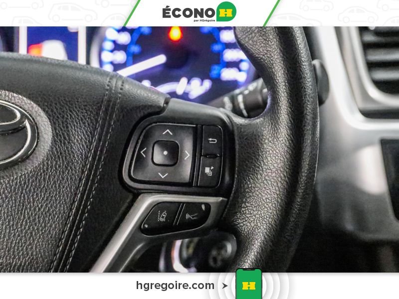 2018 Toyota Highlander Grey Laval - photo #14