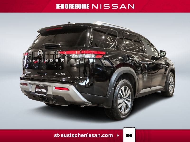 2024 Nissan Pathfinder Black Laval - photo #8