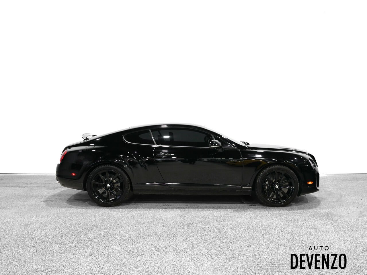 Bentley Continental Supersports 2010 Noir Saint-Eustache - photo #1