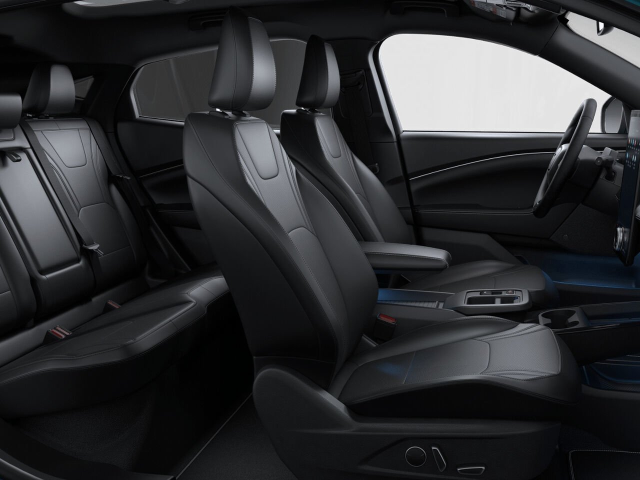 2026 Ford Mustang Mach-E Adriatic Blue Metallic Saint-Jérôme - photo #3