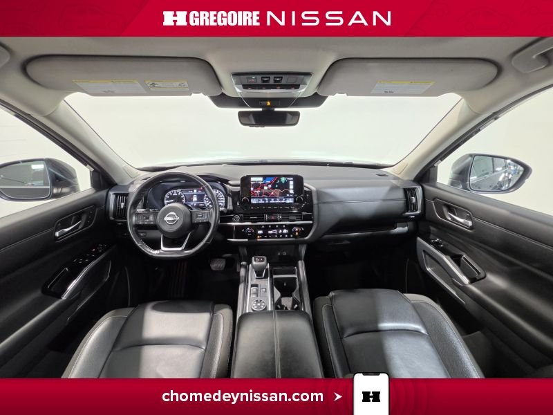 2024 Nissan Pathfinder Black Laval - photo #18