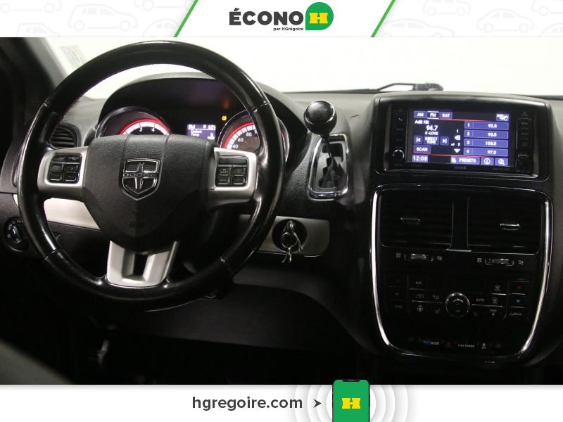 2020 Dodge GR Caravan Red Laval - photo #14