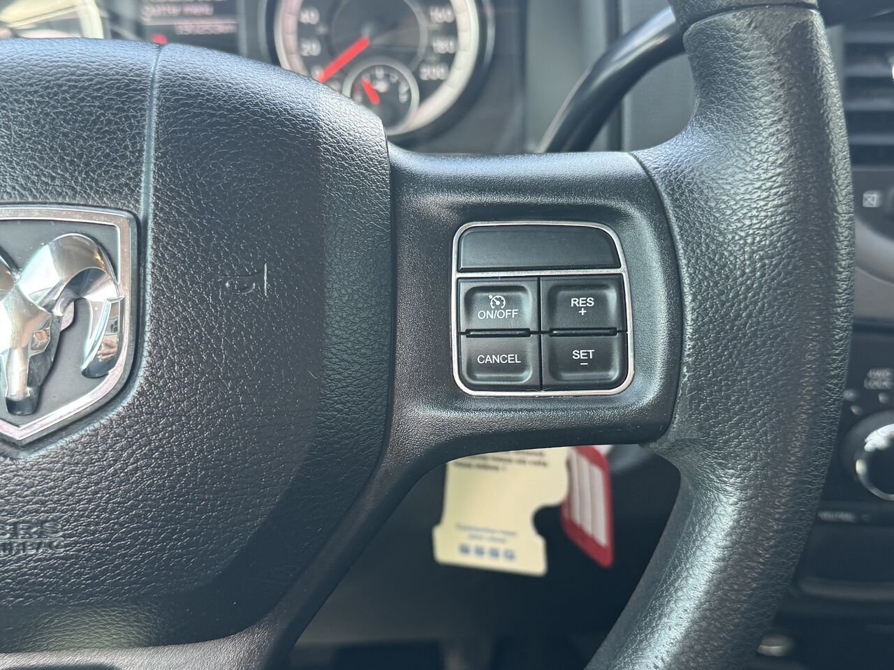 2018 Ram 1500 Crew Black Granby - photo #16