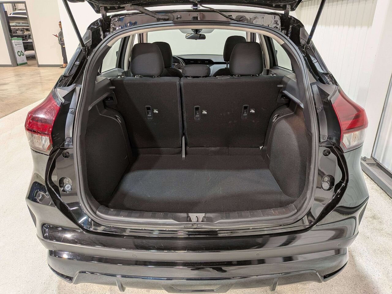 Nissan Kicks S FWD 2024 Noir Val-David - photo #8