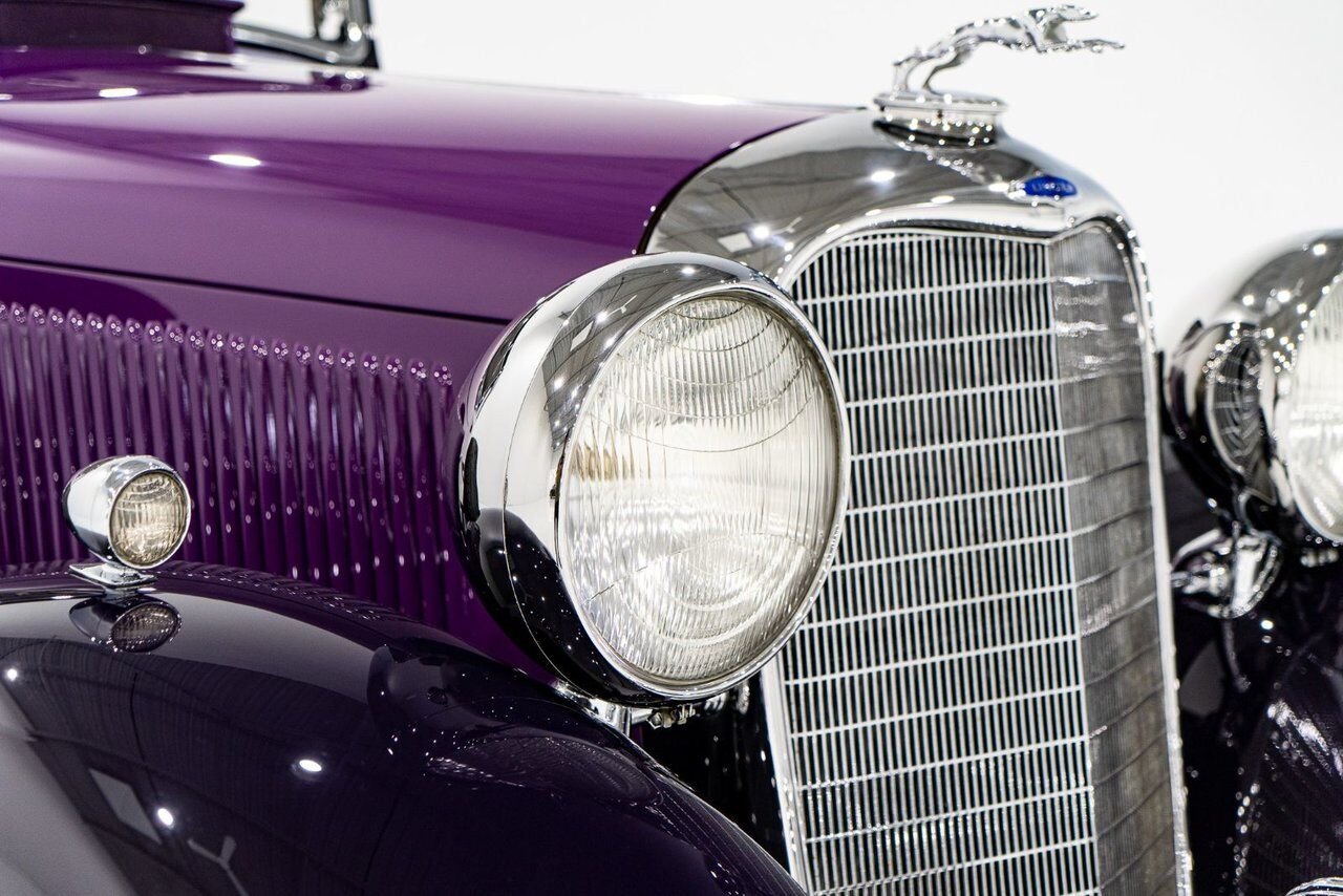 Lincoln KB Victoria Coupe One Of 18 Built, And The Only Known Surviving **PRICE IN USD** 1933 mauve Montréal - photo #38