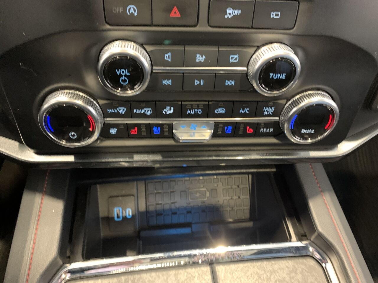 Ford Expedition EXPEDITION MAX 2023 Blanc Châteauguay - photo #33