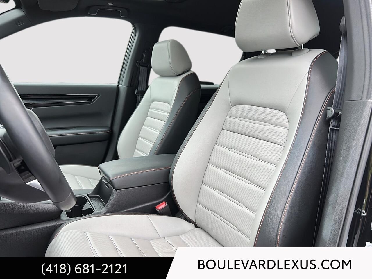 Honda CR-V hybride 138002A | Touring Traction Intégrale 2026 Noir Québec - photo #8