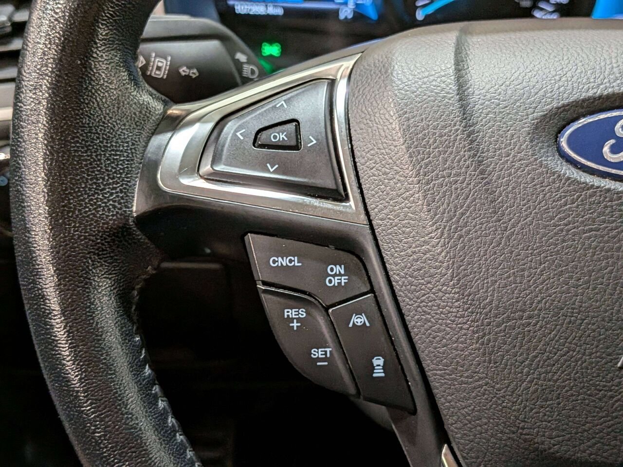 2023 Ford Edge SEL AWD Silver Val-David - photo #14