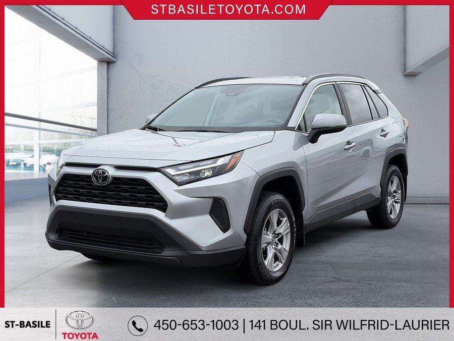 2025 Toyota RAV4 XLE AWD Silver Sky Metallic