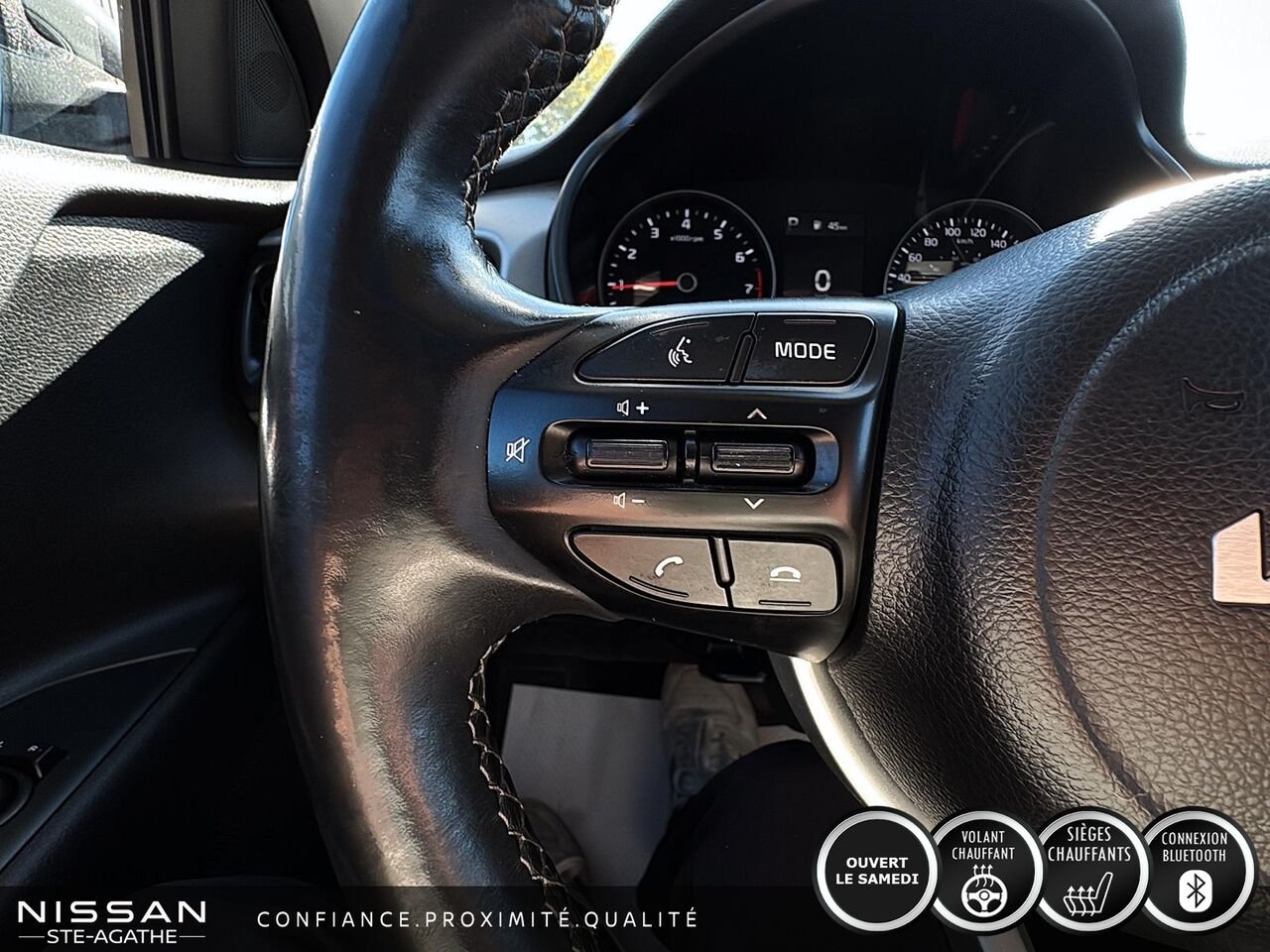 2023 Kia Rio 5 portes LX+ IVT | UN SEUL PROPRIÉTAIRE | APPLE CARPLAY | CAMÉRA DE RECUL Black Saint-Jérôme - photo #15
