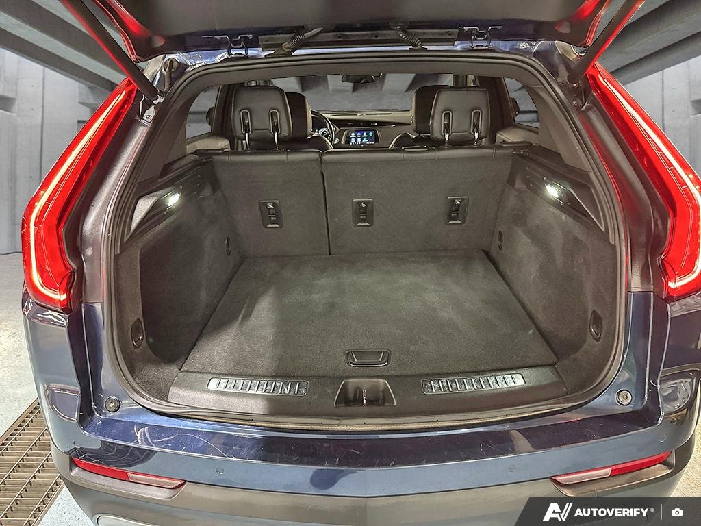 2021 Cadillac XT4 2601963A | AWD Premium Luxury, beautiful blue caddy! Blue Edmonton - photo #10
