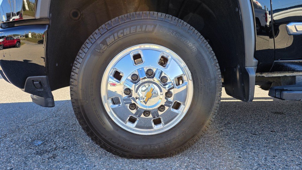 CHEVROLET Silverado 3500HD K3500 SILVERADO CREW CAB HIGH COUNTRY L/BOX DURAMAX DRW (3LZ) 2026 Noir Mont-Laurier - photo #8
