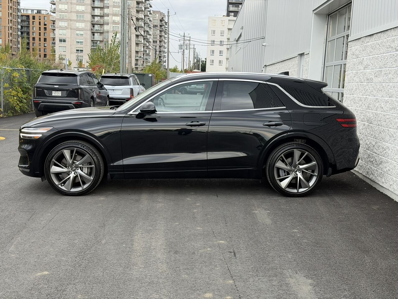 Genesis GV70 2.5T Advanced Plus AWD 2024 Noir Laval - photo #5
