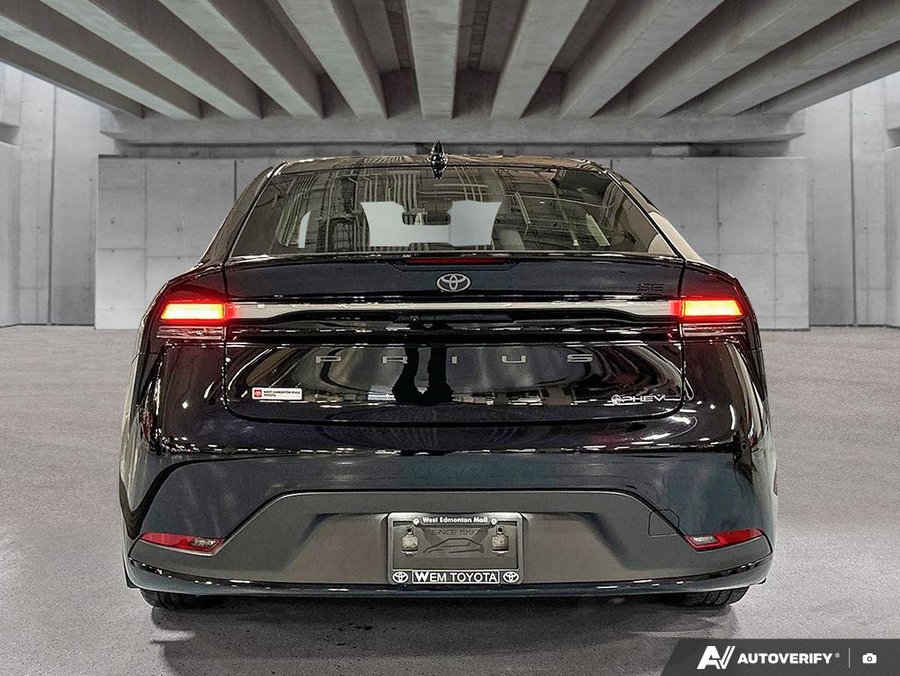 2026 Toyota Prius Plug-In Hybrid SE Black