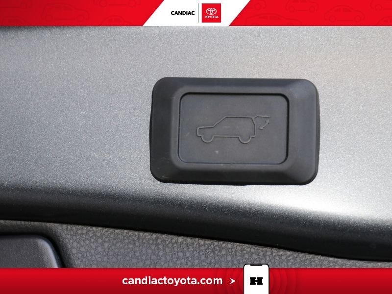 2025 Toyota Rav 4 Grey Laval - photo #34