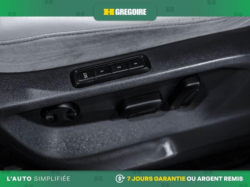 Volkswagen Tiguan 730699 | Highline AWD AUTO AC CUIR TOIT MAGS CAM RECULE 2019 Argent Laval - photo #16